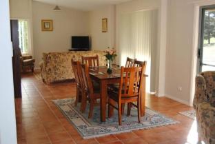 clarendon chalets