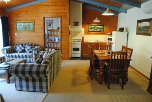 clarendon chalets