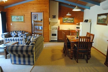 clarendon chalets