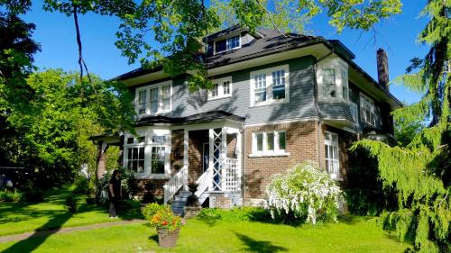 the captains house heritage bed and breakfast