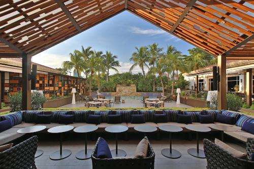 real intercontinental managua at metrocentro mall by ihg