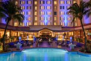 real intercontinental managua at metrocentro mall by ihg