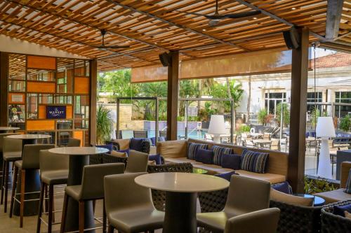 real intercontinental managua at metrocentro mall by ihg