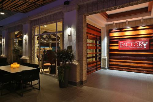 real intercontinental managua at metrocentro mall by ihg