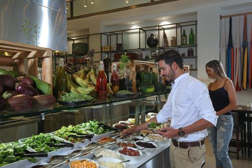 real intercontinental managua at metrocentro mall by ihg