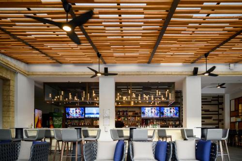 real intercontinental managua at metrocentro mall by ihg