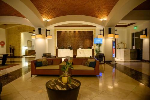 real intercontinental managua at metrocentro mall by ihg