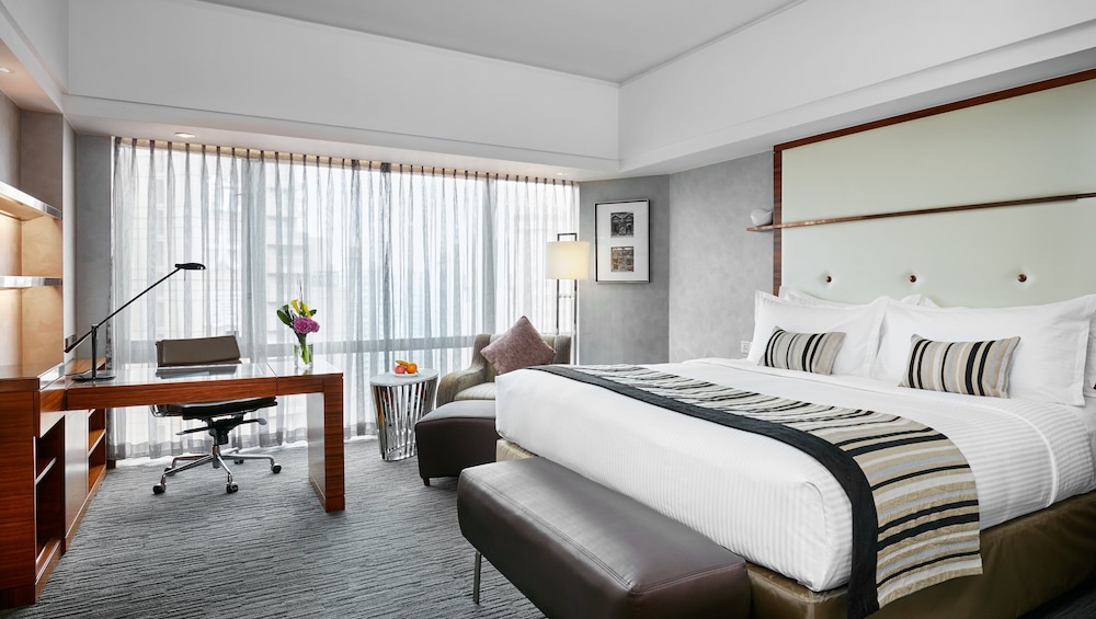 intercontinental shanghai pudong hotel by ihg