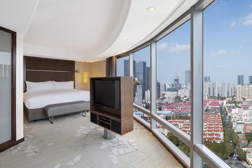 intercontinental shanghai pudong hotel by ihg