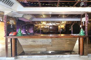 capital o 27607 hotel kartik