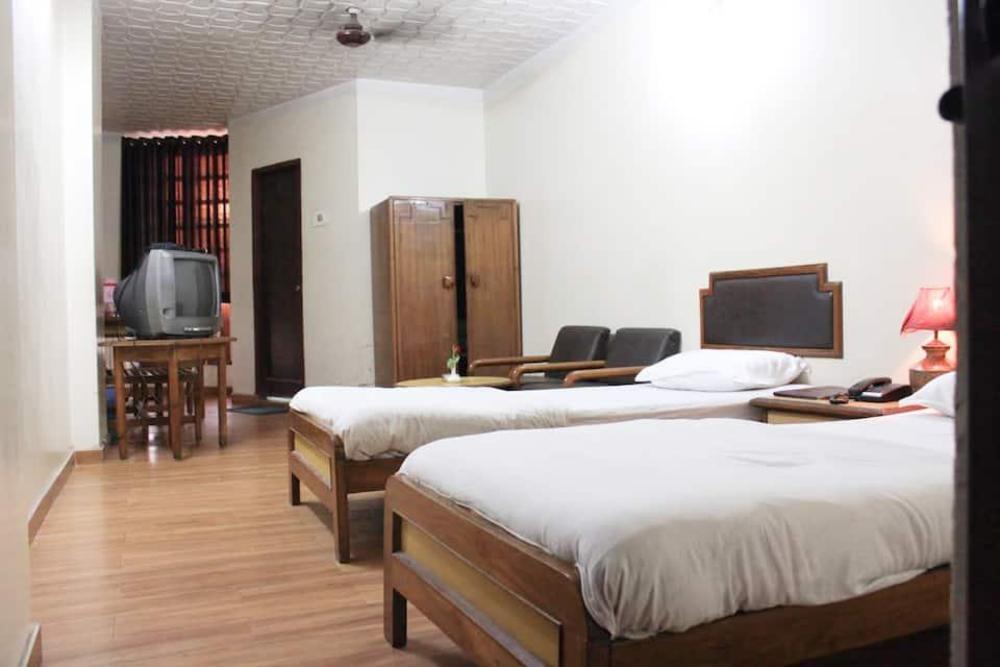 capital o 27607 hotel kartik