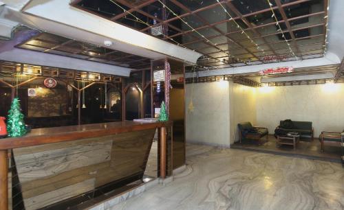 capital o 27607 hotel kartik