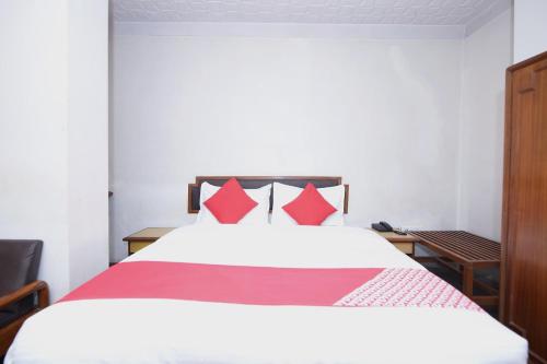 capital o 27607 hotel kartik