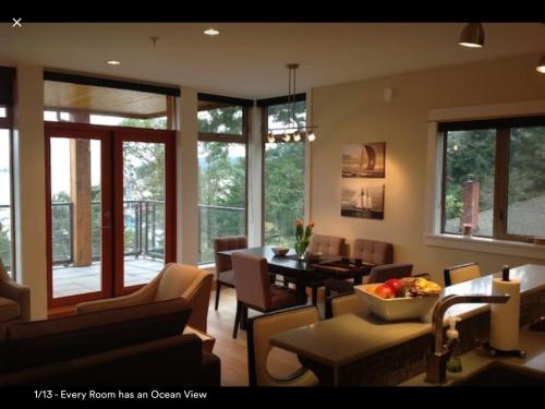 mariners loft salt spring island