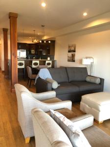 mariners loft salt spring island