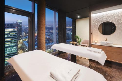 intercontinental warsaw by ihg