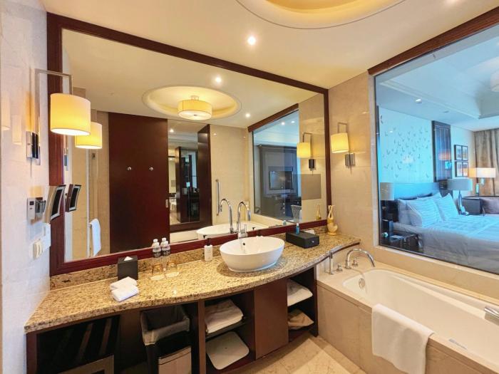 intercontinental wuxi by ihg