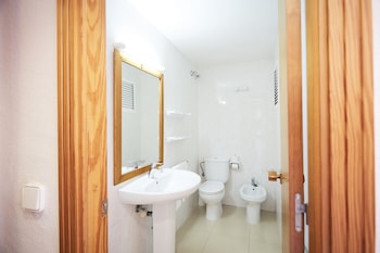 invisa hotel es pla adults only