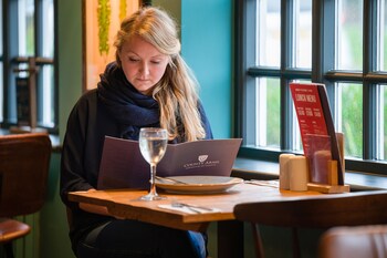 County Arms,Falmouth>>Cornwall,4 star