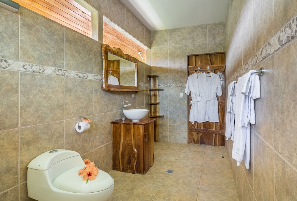 drake bay getaway resort