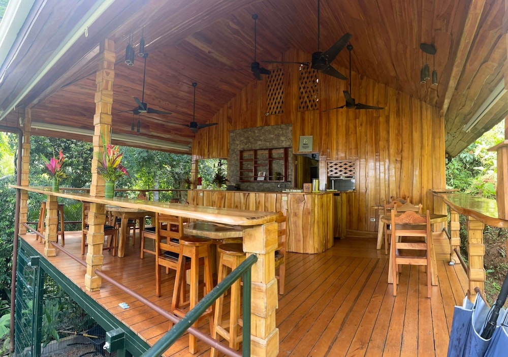 drake bay getaway resort