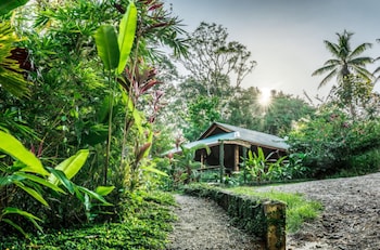 drake bay getaway resort
