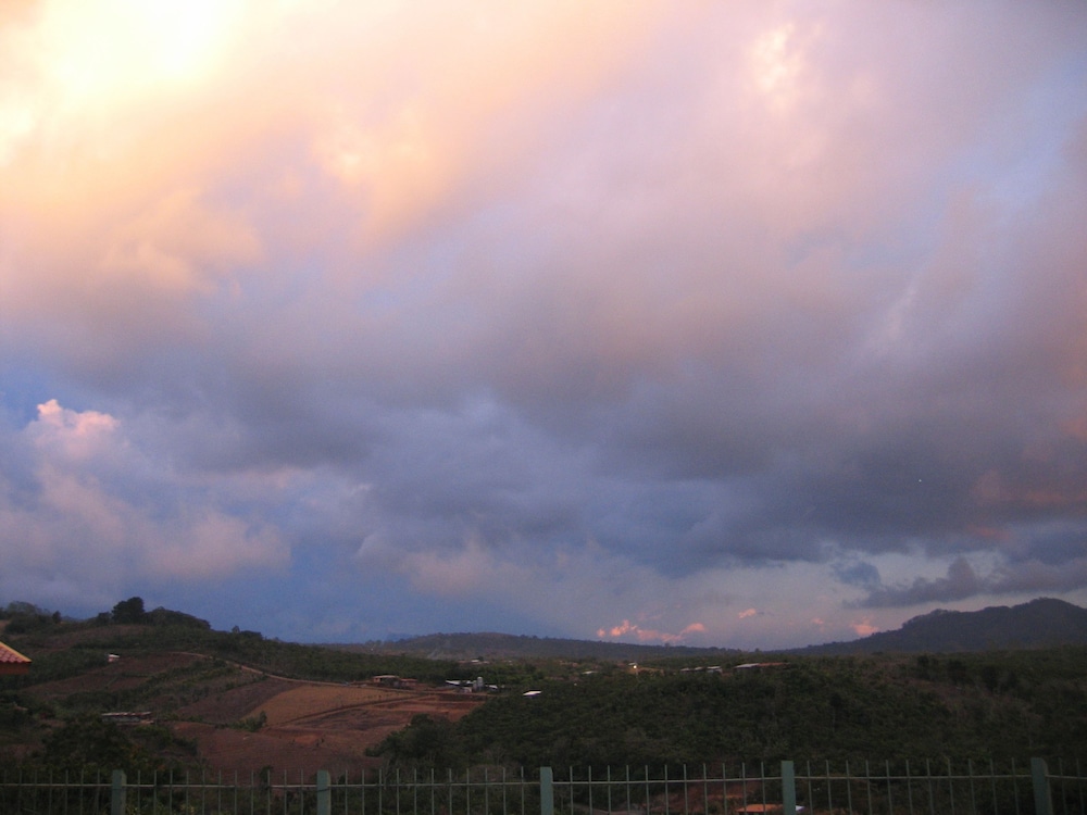 casa amanecer bed and breakfast