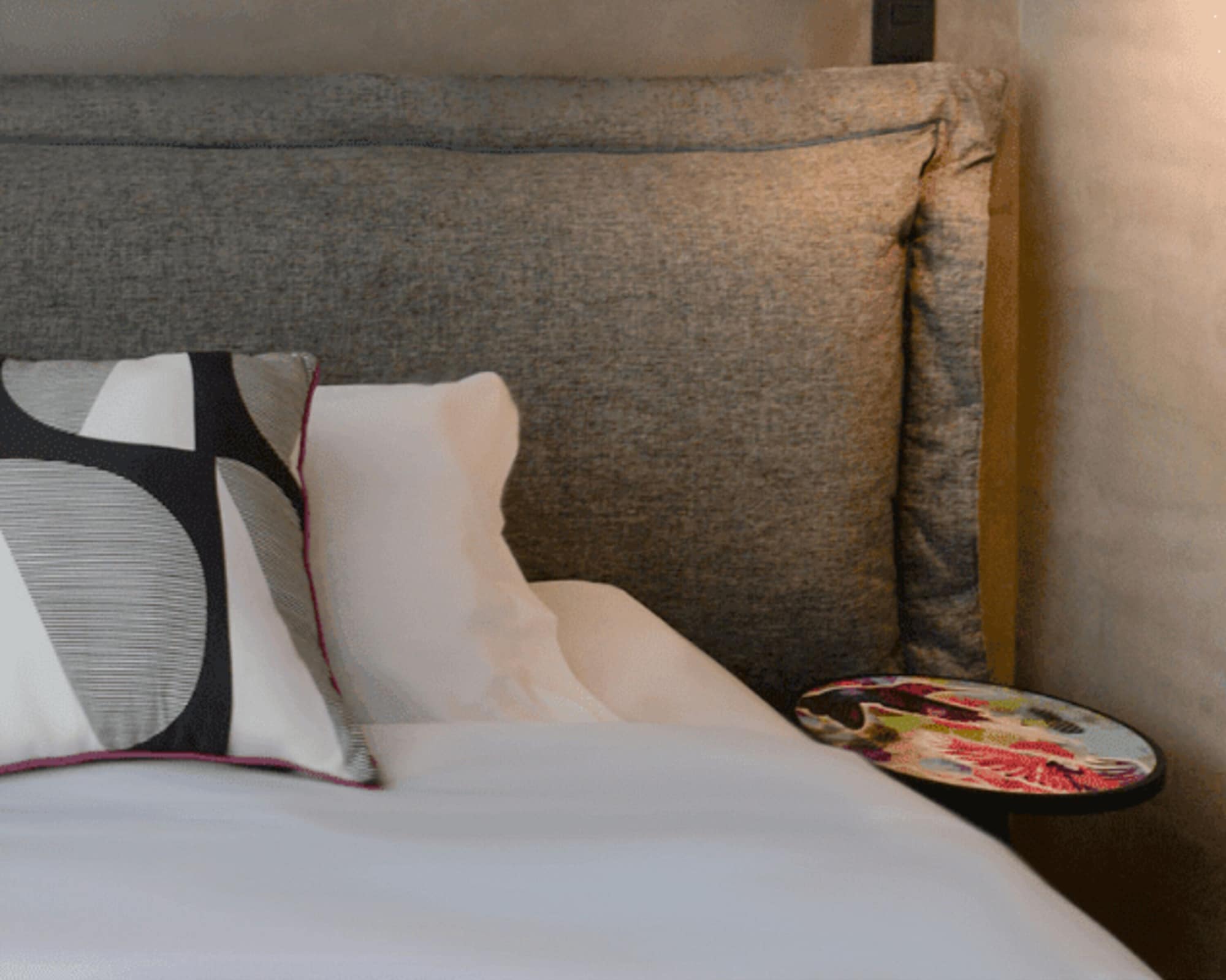 yoo2 rio de janeiro tapestry collection by hilton
