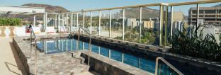 yoo2 rio de janeiro tapestry collection by hilton