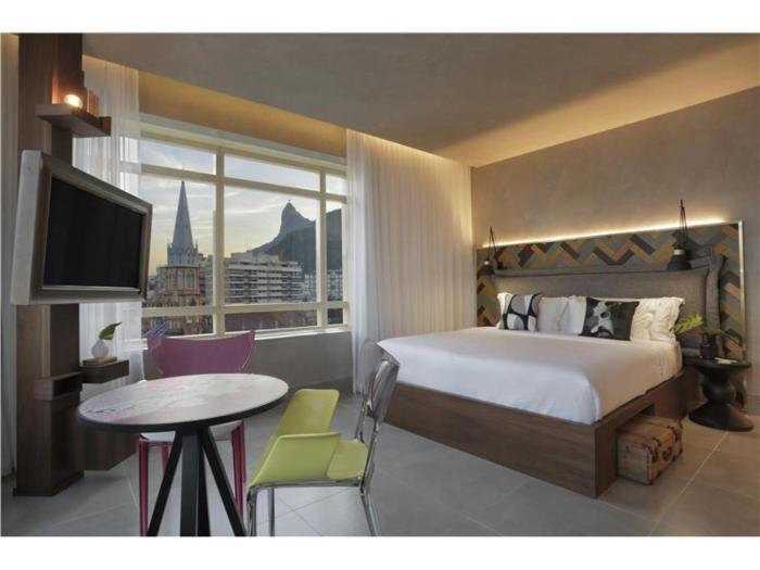 yoo2 rio de janeiro tapestry collection by hilton