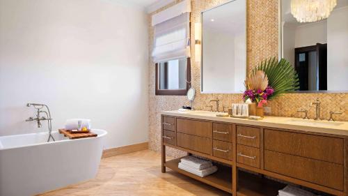 zemi beach house lxr hotels and resorts