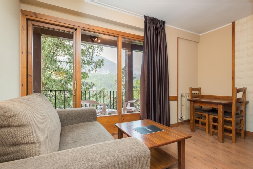 anyos park apartamentos