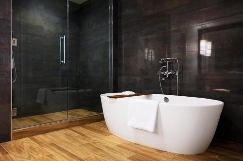 kimpton seafire resort spa by ihg