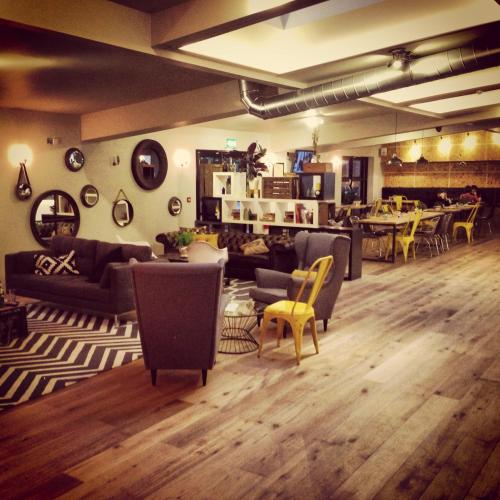 pelican london hotel and residence