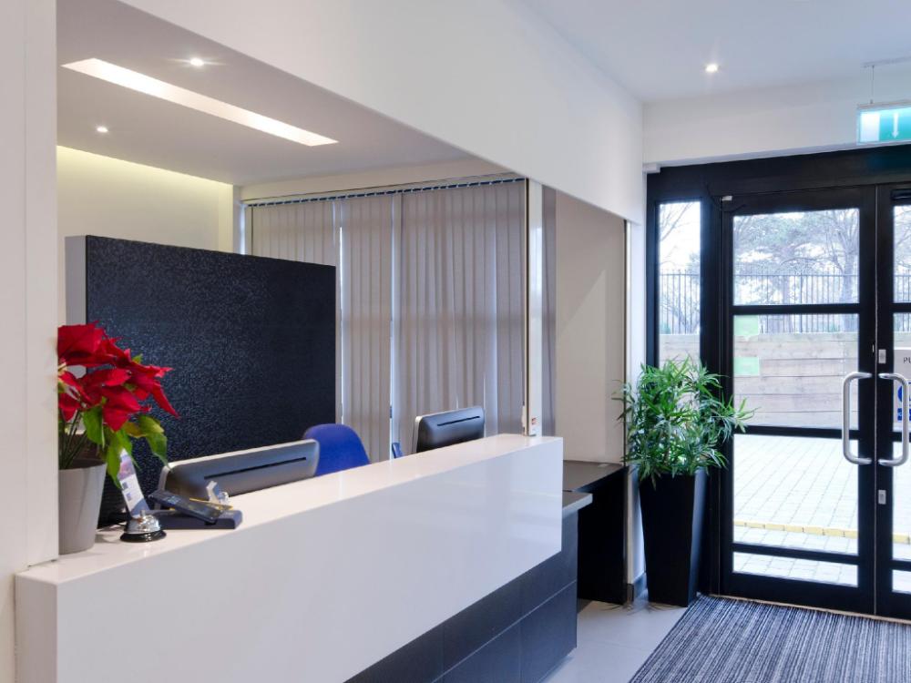 pelican london hotel and residence