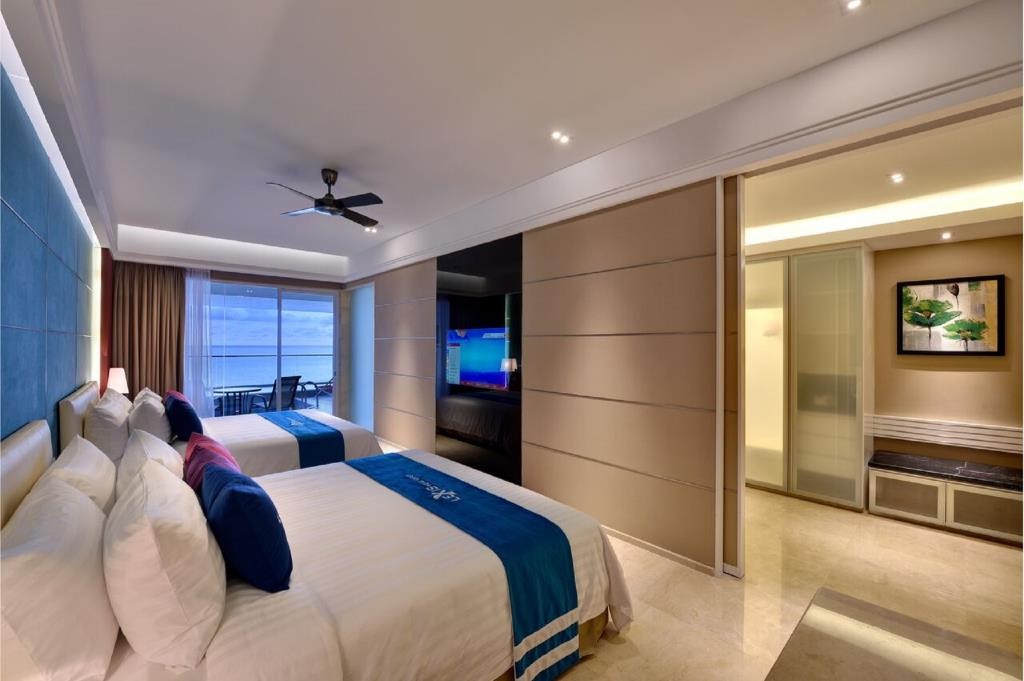 lexis suites penang