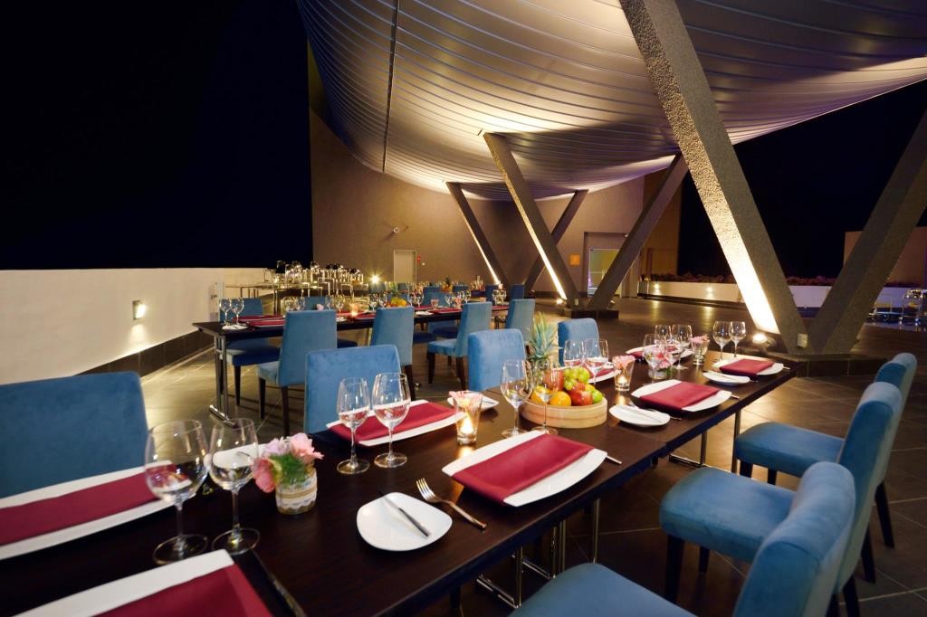 lexis suites penang