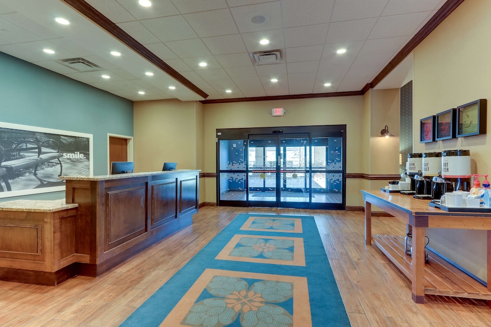 hampton inn and suites hartsville