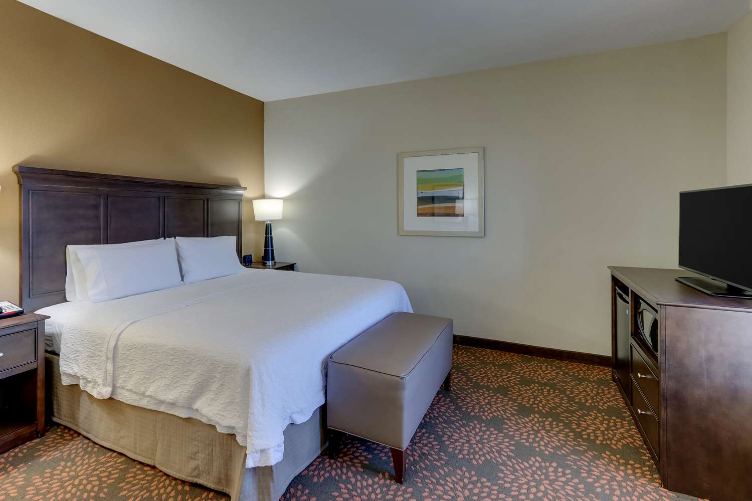 hampton inn and suites hartsville