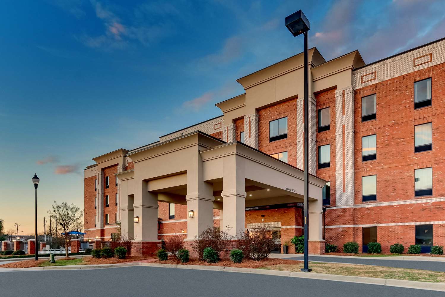 hampton inn and suites hartsville