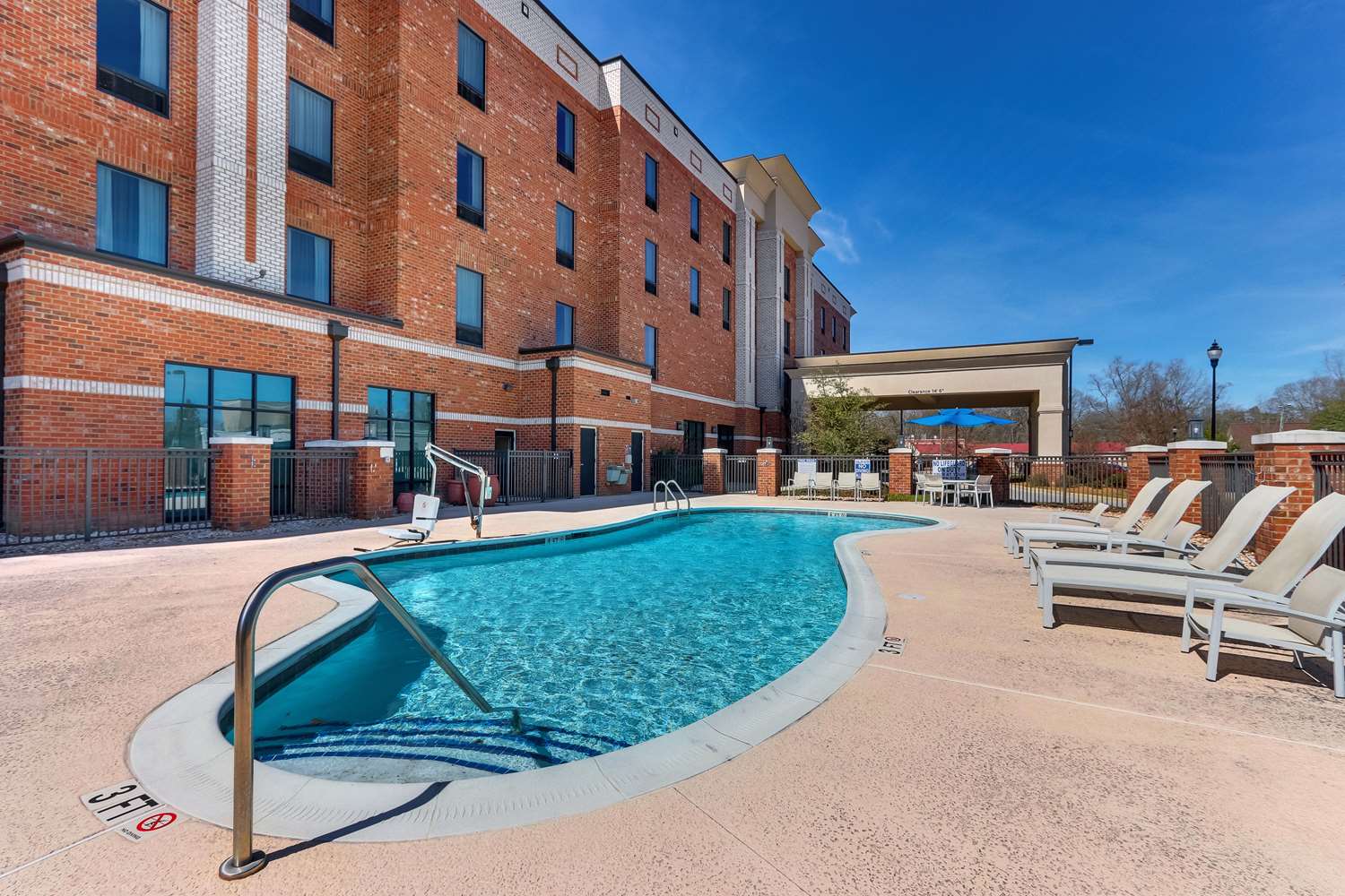hampton inn and suites hartsville