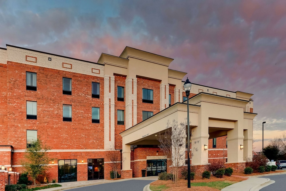 hampton inn and suites hartsville