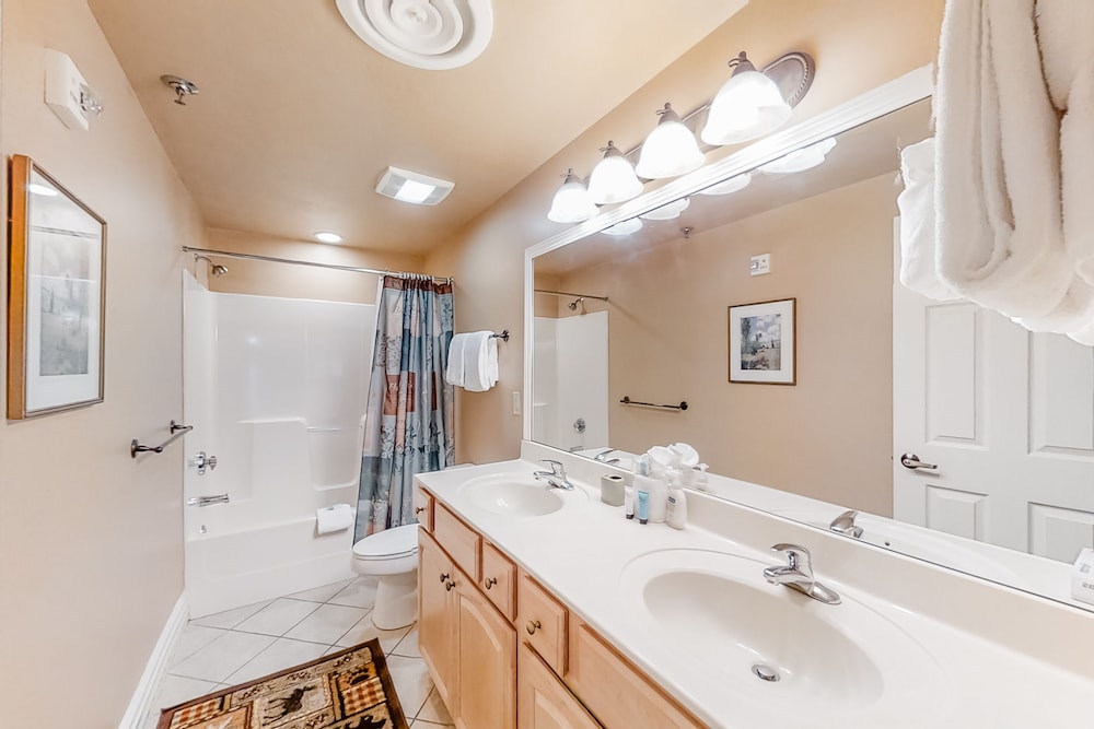 baskins creek condos