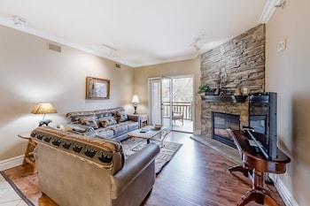 baskins creek condos