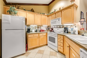 baskins creek condos