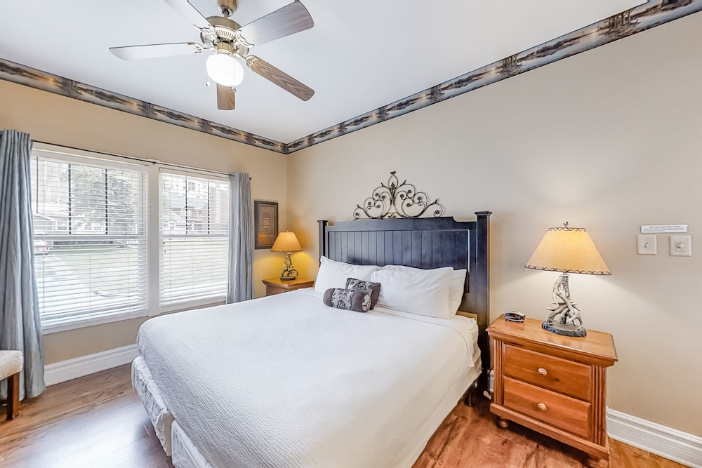 baskins creek condos
