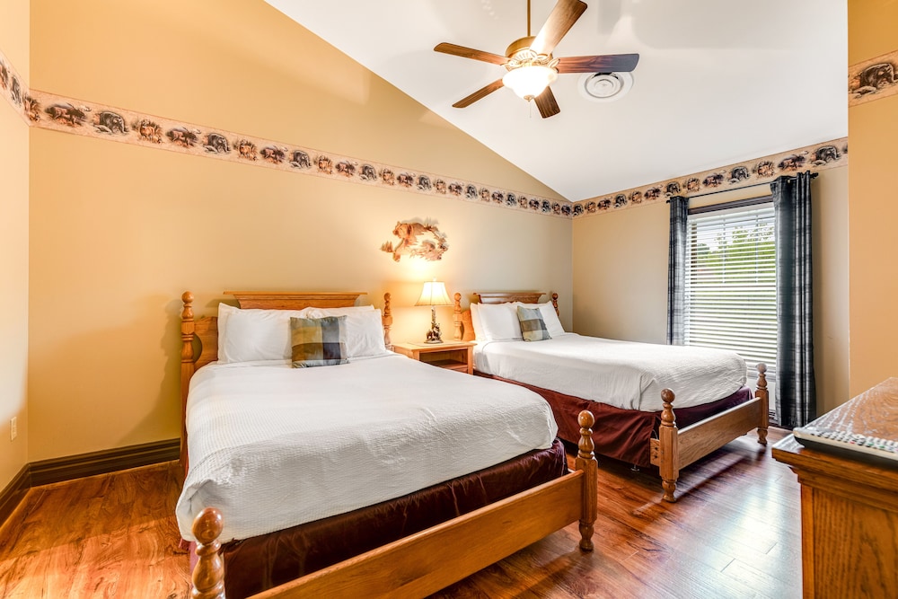 baskins creek condos