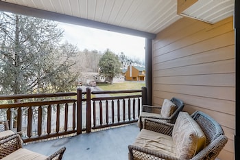 baskins creek condos
