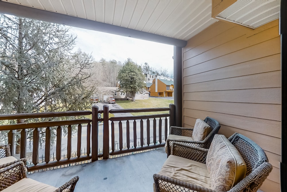 baskins creek condos