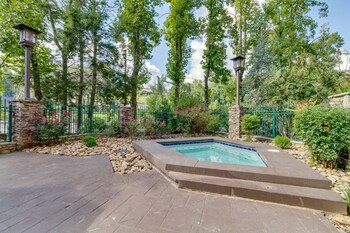 baskins creek condos